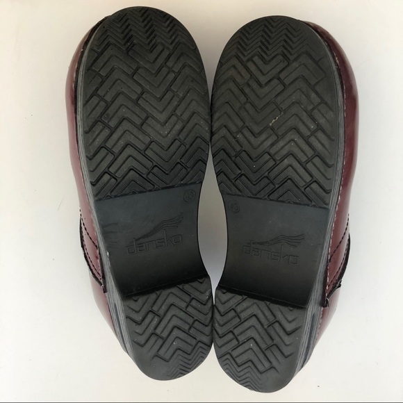 Dansko Shiny Apple Red Clogs Size 13 - Picture 9 of 9